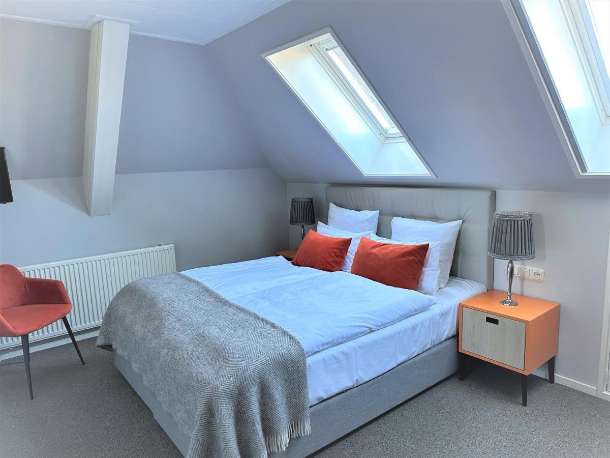 Hotel Op Diek Den Hoorn  Extérieur photo
