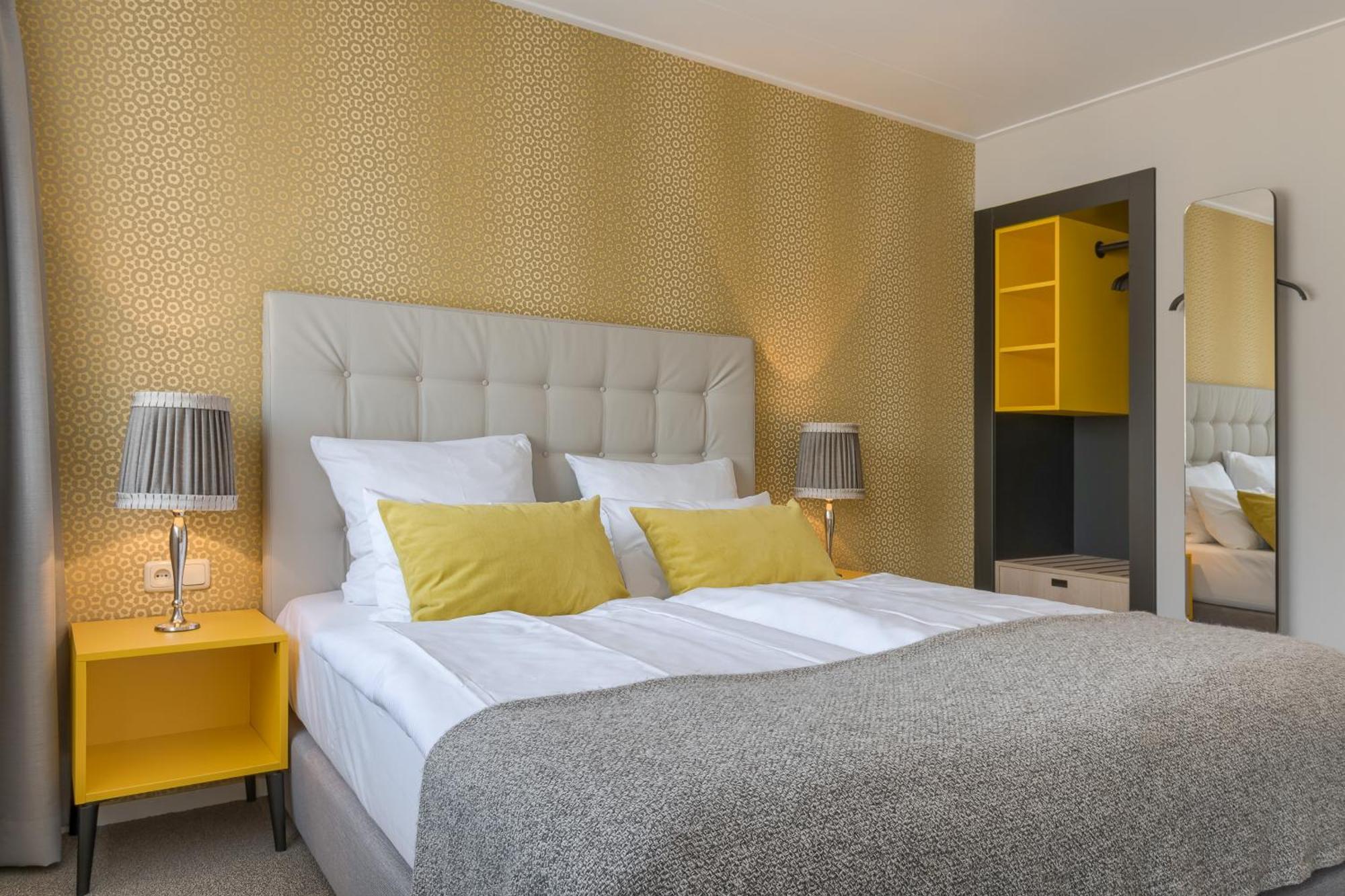 Hotel Op Diek Den Hoorn  Extérieur photo