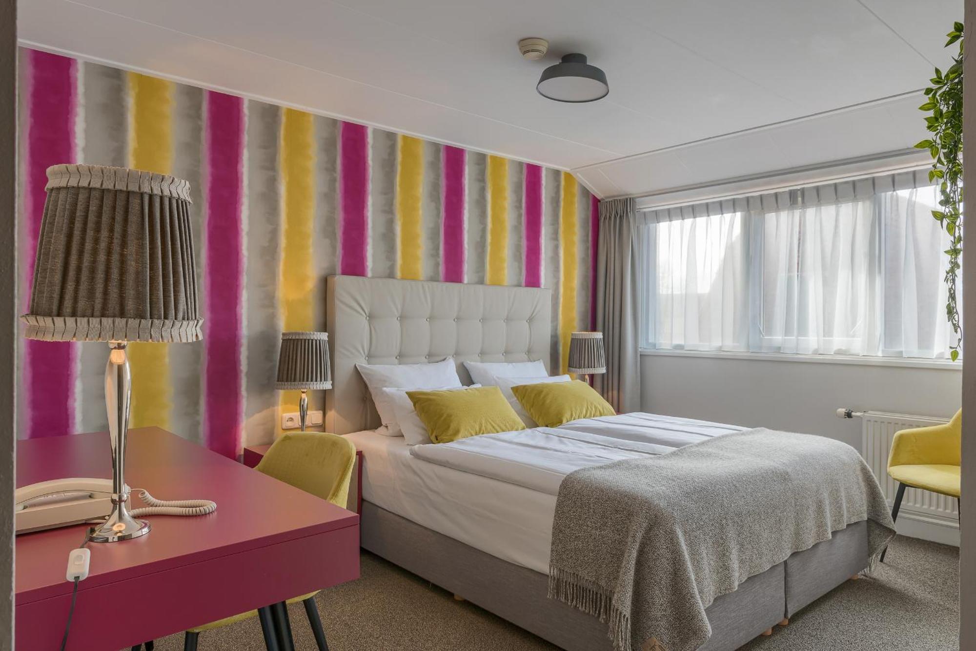 Hotel Op Diek Den Hoorn  Extérieur photo