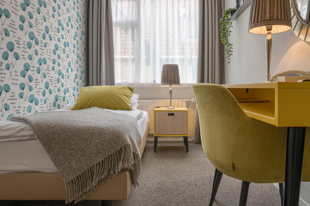Hotel Op Diek Den Hoorn  Extérieur photo