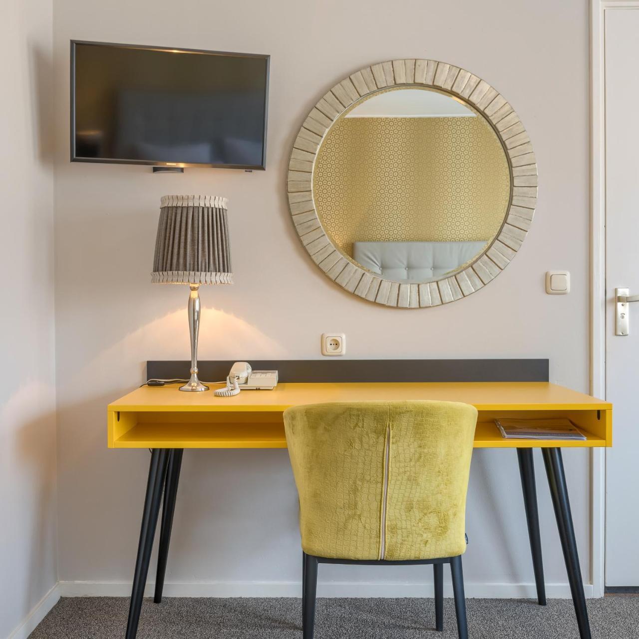 Hotel Op Diek Den Hoorn  Extérieur photo